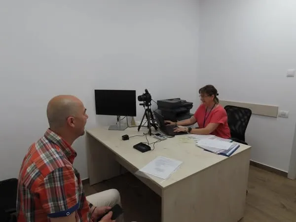 La Râmnicu Vâlcea a început eliberarea cărților electronice de identitate