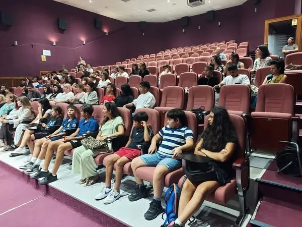 Eveniment de prevenire a consumului de droguri în Cluj-Napoca în rândul adolescenților din centrele rezidențiale