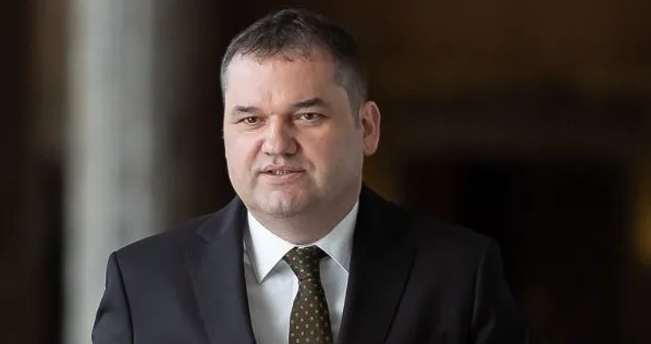 Investiții majore în infrastructură: modernizarea drumurilor și extinderea rețelelor de apă și canalizare