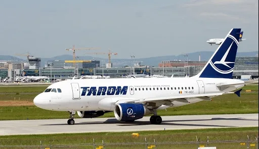 Fifor: "În avioanele Tarom stai efectiv lipit de vecinul de scaun"