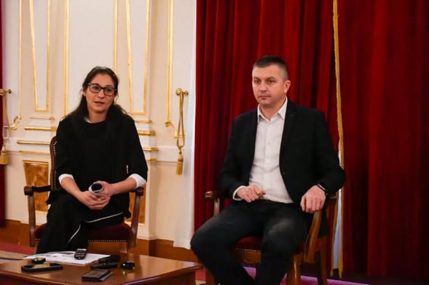 Raport 2025 la Teatrul „Regina Maria” Oradea: peste 350 de spectacole, 12 premiere și activitate extinsă în județ