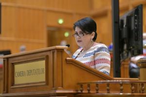 Deputatul Viorica Sandu: Ministrul Sănătății Alexandru Rafila a înjumătățit banii de consultanță din PNRR, spre disperarea USR