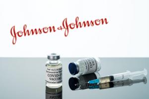 Când va ajunge în Europa vaccinul împotriva COVID-19 al grupului Johnson&amp;Johnson