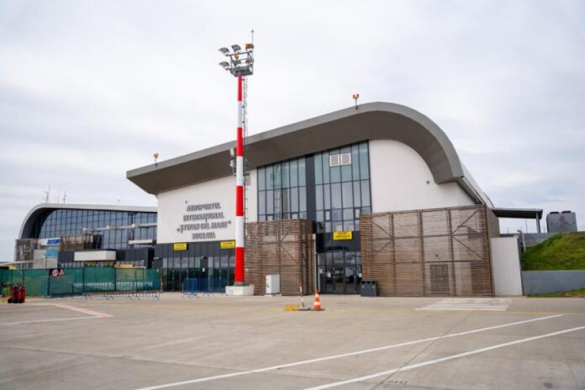 Sistem modern de balizaj pe platforma aeroportului de la Salcea