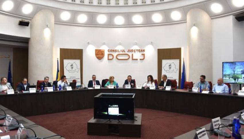 Asociația Directorilor economici și Contabililor din județe, reunită în Dolj