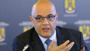 Arafat, un nou avertisment dur: Nu este exclus să fie impuse măsuri de restricţie ”zonale sau regionale”