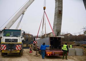 Podul hobanat din Galați, construcţie unică în regiunea Sud-Est a României.  Au ajuns primele elemente metalice comandate în Italia