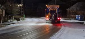 Parteneriate cu primăriile pentru &icirc;ntreținerea drumurilor județene pe timpul iernii