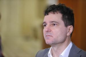 Nicuşor Dan a comis-o chiar în ziua lansării candidaturii sale: a fost prins conducând o maşină cu ITP-ul expirat