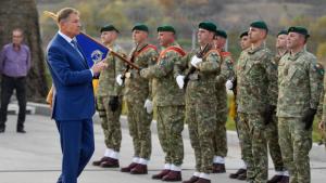 Iohannis, mesaj pentru militarii NATO: Faceţi Europa mai sigură!