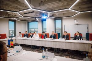 Chinezii, interes de colaborare pe turism și energie verde &icirc;n fieful UDMR din Mureș