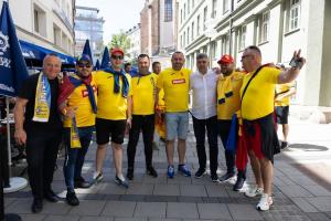 Ciolacu: M-am bucurat să cânt pentru România alături de suporterii tricolori înaintea meciului contra Ucrainei, de la Campionatul European de fotbal