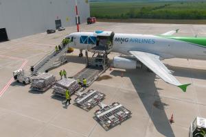 Aeroportul Oradea, singurul din România, în sistem integrat:terminal -pistă-platformă