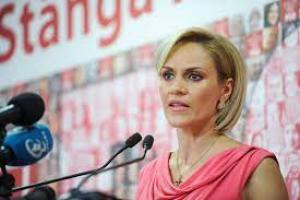 Ministrul Gabriela Firea anunță adoptarea Legii Tineretului