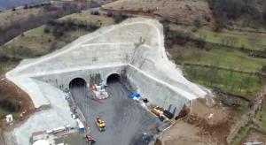 Un nou pas pe Autostrada Sibiu&ndash;Pitești: străpungerea tunelului de la Robești