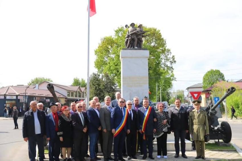 Vasile Iliuta﻿, președintele Consiliului Județean Călărași, de Ziua Veteranilor de Război