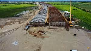 CNAIR: Imagini de pe șantierul Lotului 3 A7-319 muncitori și 229 de utilaje mobilizate