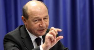 Traian Băsescu cere postul de premier pentru gestionarea pandemiei de COVID-19, în România