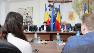 Consiliul Județean Galați încurajează performanța: sprijin financiar pentru elevii care pleacă în Franța, într-un schimb de experiență