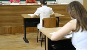 Peste 2 000 de elevi din Dâmbovița au încheiat prima etapă a Examenului de Bacalaureat