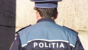 Polițist înjunghiat din cauza unei măști de protecție