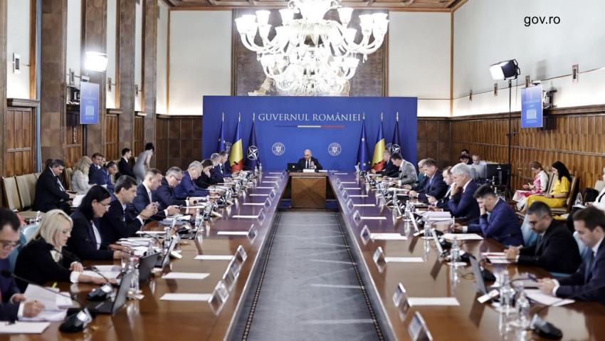 Guvernul reduce acciza la motorină cu 30 de bani pe litru