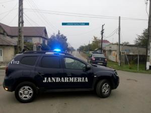 Un bărbat din Galați, prins în flagrant când încerca să fure bunuri dintr-o maşină. Proprietarul a sunat la 112