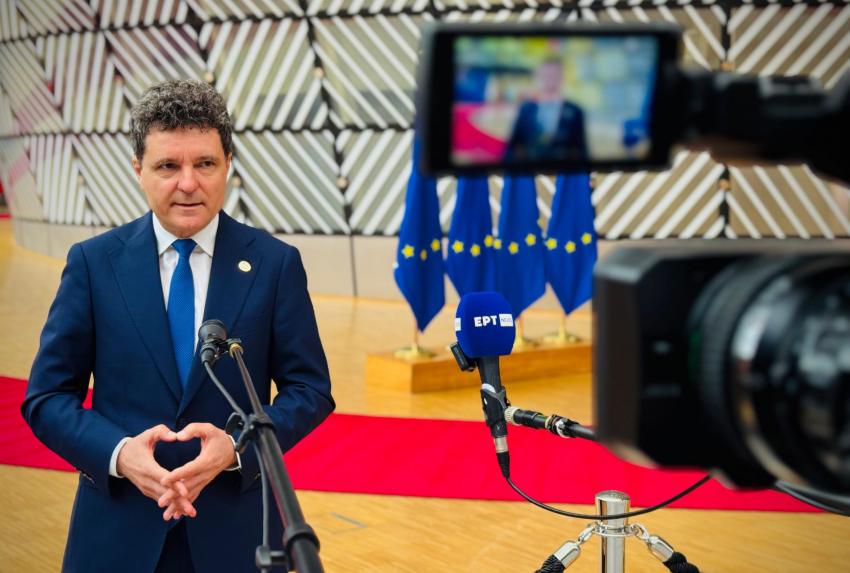 Nicușor Dan: Poziție comună cu marile state pentru Strâmtoarea Ormuz