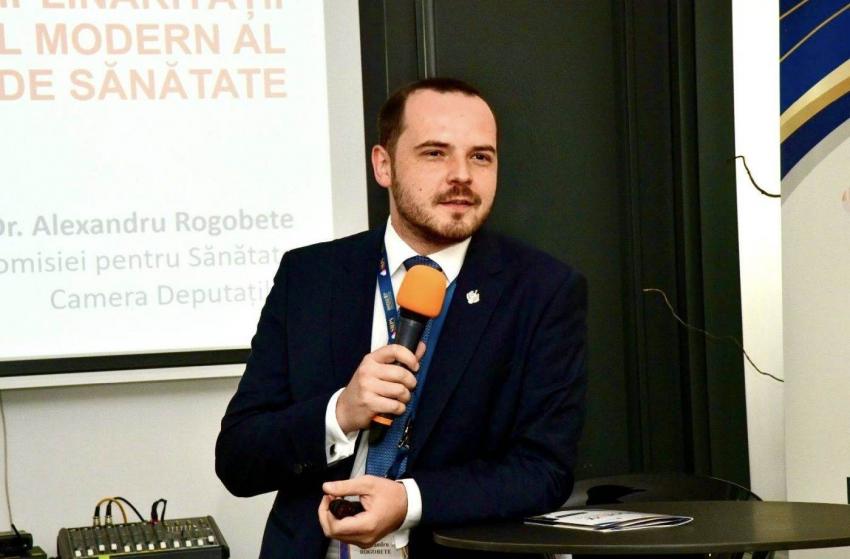 Spitalele din București, puse în alertă după depresurizarea unei aeronave cu 180 de pasageri