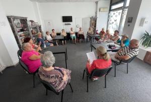 Servicii de îngrijire la domiciliu pentru persoanele vârstnice vulnerabile – proiect cu finanțare nerambursabilă