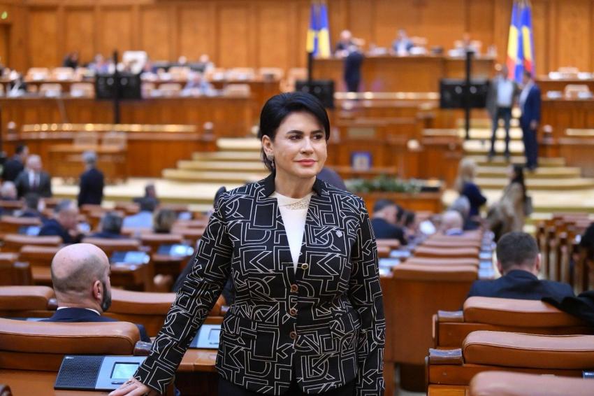 Deputatul Viorica Sandu: „România se află într-un moment critic, iar românii resimt zilnic criza”