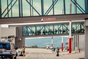 Pas cu pas, spre un aeroport mai eficient și mai prietenos cu pasagerii!