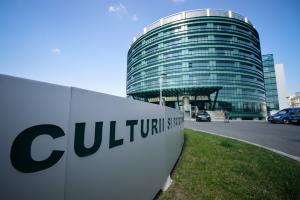 Suspendarea fondurilor UE rămâne înghețată după evaluarea favorabilă a Comisiei Europene