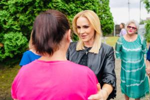 Ministrul Gabriela Firea: Doar în primele 6 luni ale acestui an, în jur de 33.000 de persoane au fost victime ale violențelor în familie