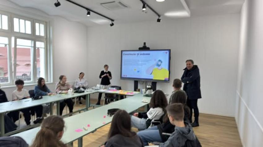 Tu controlezi telefonul sau el te controlează pe tine?