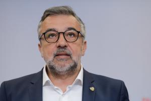 Senatorul Romașcanu (PSD): „Acest guvern e plecat deja, dar trebuie să plece legal”