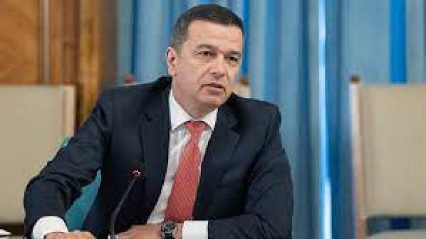 Ministrul Transporturilor, Sorin Grindeanu, este acuzat de USR că pune în pericol PNRR