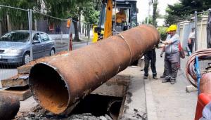 Avarii și reparații pe rețeaua termică a Bucureștiului: sute de locuințe rămân fără căldură și apă caldă