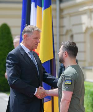 Președintele Iohannis, la Kiev:„Țara mea a făcut tot ce-i stă în putință pentru a ajuta Ucraina”