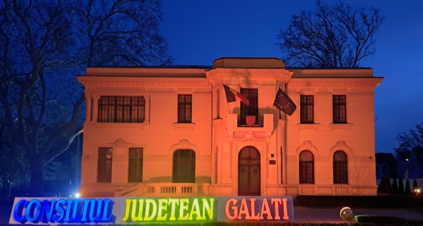 Sediul Consiliului Județean, iluminat în portocaliu de Ziua Mondială de Luptă împotriva Cancerului