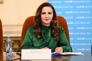 Rețea națională pentru sprijinul părinților care va oferi acces la resurse educaționale