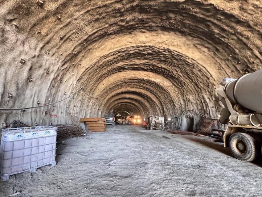 Tunelurile de pe Margina – Holdea, aproape de final. Simonis: „Scăpăm de coșmarul traficului de pe Coșava”