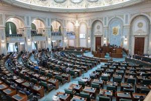 Guvernul a adoptat ordonanţa de urgenţă care elimină taxa pe boală